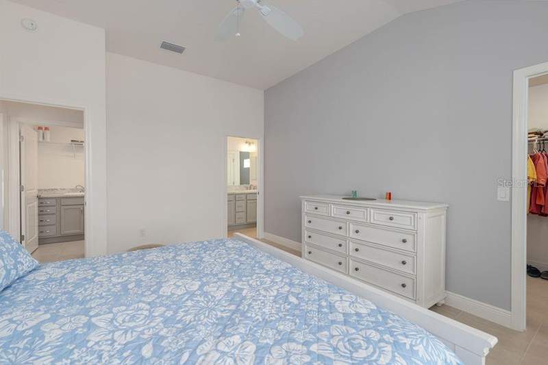 3 bedroom Single Family Residence at 2454 Youngmann Loop, The Villages, The Villages — photo 4