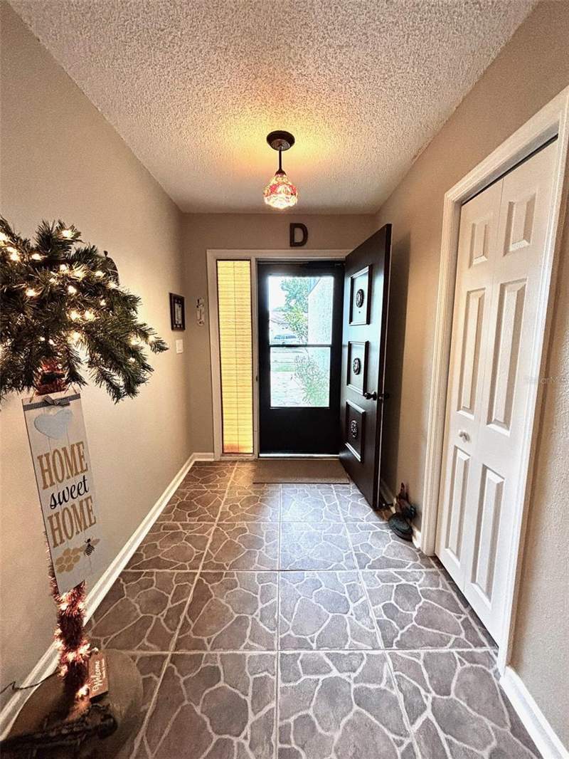 3 bedroom Single Family Residence at 8034 Badger Lane, Park Lake Estates, New Port Richey — photo 3