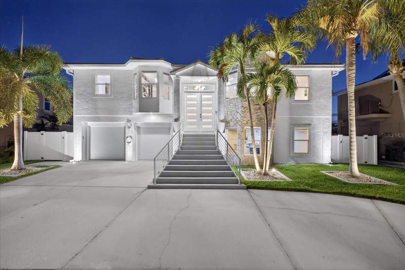 5101 SOUTH SHORE DRIVE home for sale in Flor A Mar