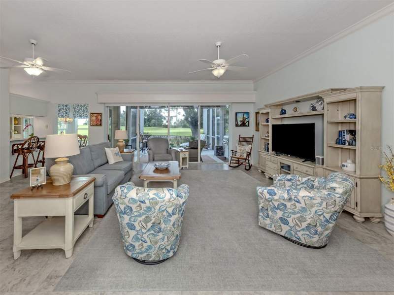 3 bedroom Single Family Residence at 417 Wellington Court, Venice Golf & Country Club, Venice — photo 5