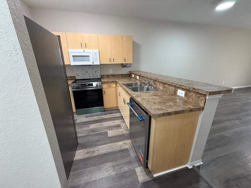 3 bedroom Condominium at 10201 Indian Creek Drive #10B, Lake Marion Golf Resort Condo, Poinciana — photo 3