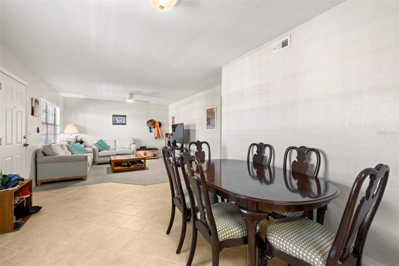 2 bedroom Condominium at 6100 Gulfport Boulevard #414, Golfview I Condo, Gulfport — photo 5