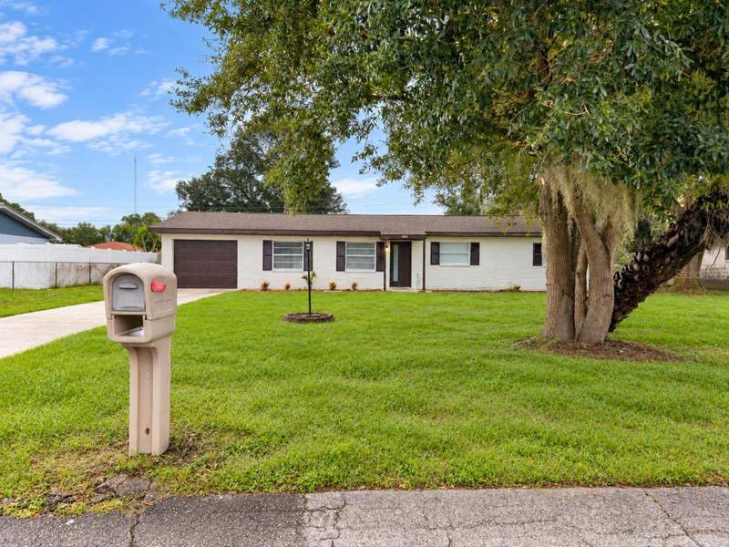 3 bedroom Single Family Residence at 1515 Stacy Drive, Lakeland, Lakeland — photo 2