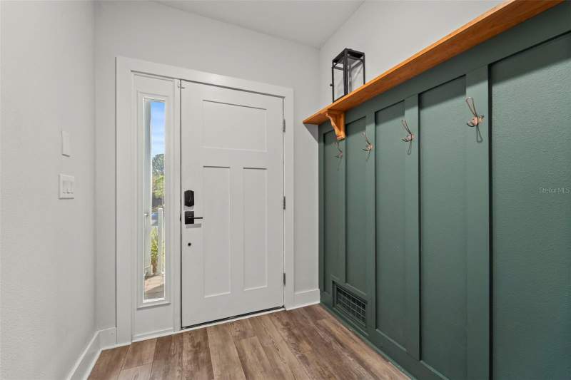 3 bedroom Townhouse at 1299 Savona Drive, Riviera Twnhms, St Petersburg — photo 3