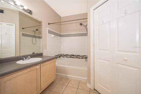 6663 Queens Borough Avenue #208, Orlando FL - photo 19 of 25