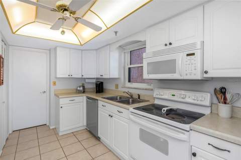 15316 Gulf Boulevard #604, Madeira Beach FL - photo 6 of 6