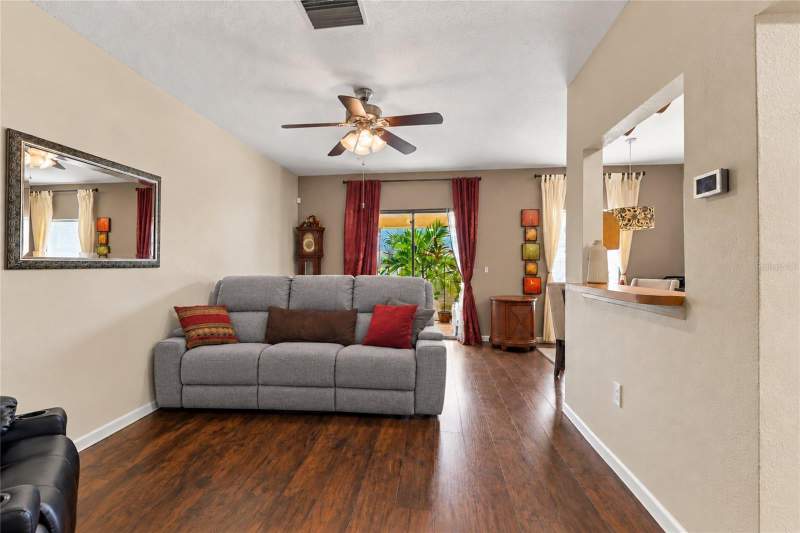 3 bedroom Townhouse at 14970 Skip Jack Loop, Greenbrook Walk Ph 1, Lakewood Ranch — photo 4