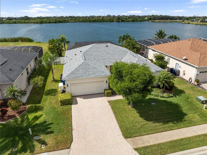 3 bedroom Single Family Residence at 5070 47th Street, Glenn Lakes Ph 1A, Bradenton — photo 2