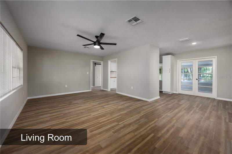 3 bedroom Single Family Residence at 640 NW 36th Terrace, Golf Club Manor, Gainesville — photo 5