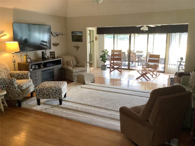 2 bedroom Single Family Residence at 34433 Cedarfield Drive, Whisp Oaks Estate Ph 3, Dade City — photo 3