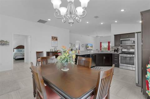 3144 Robbs Road, The Villages FL - photo 6 of 6