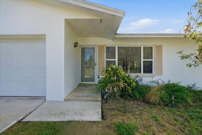 2 bedroom Single Family Residence at 140 PATLIN CIRCLE, BILTMORE ESTATES, LARGO — photo 4