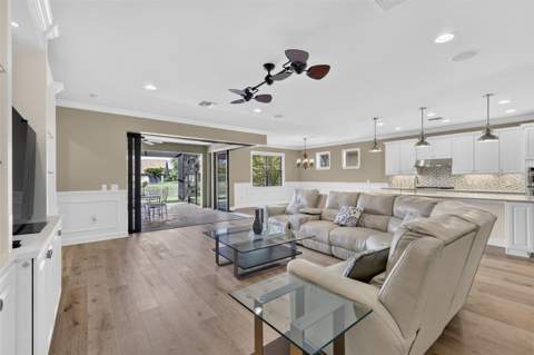 16927 Winthrop Place, Lakewood Ranch FL - photo 20 of 53