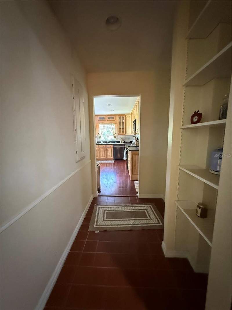 3 bedroom Single Family Residence at 305 WHITE OAK DRIVE, SANLANDO SPGS, ALTAMONTE SPRINGS — photo 4