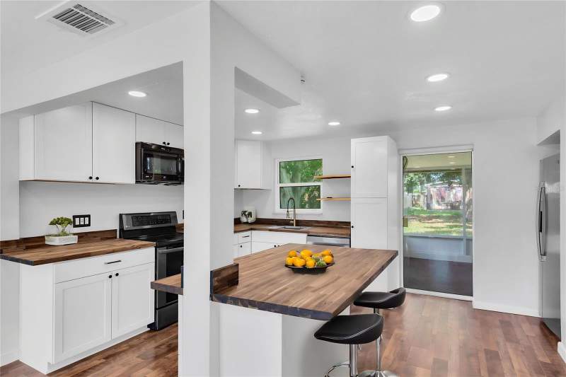 2 bedroom Single Family Residence at 1516 Country Lane, Country Lane, Clearwater — photo 5