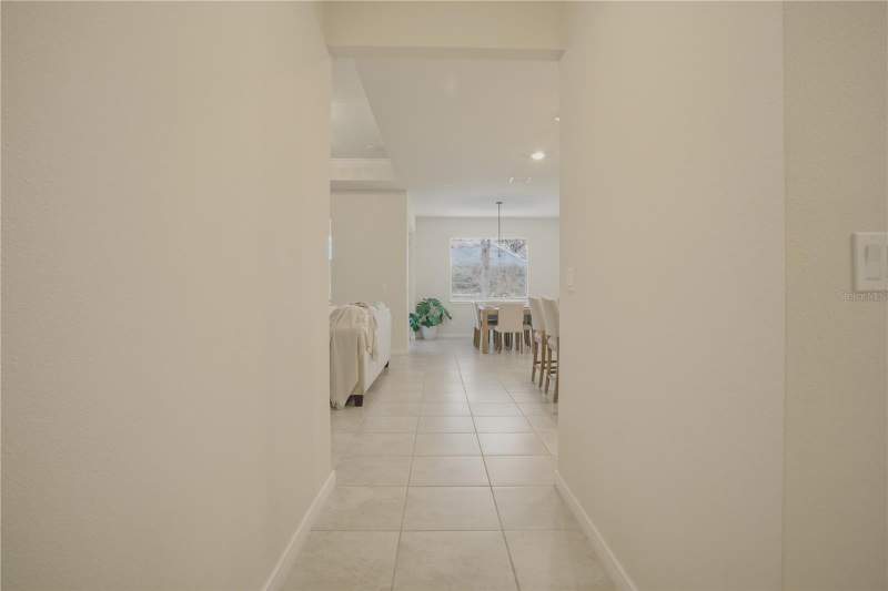 3 bedroom Single Family Residence at 1821 Groveline Road, Amelia Groves Ph 1, St Cloud — photo 4