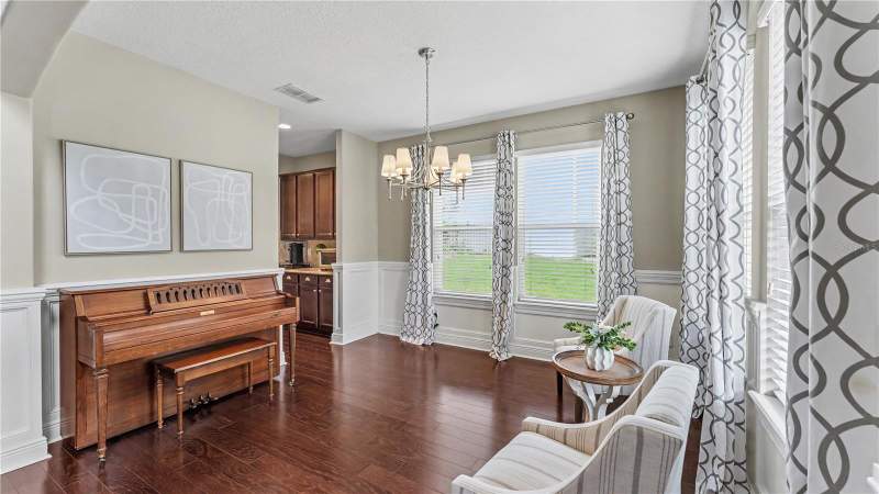 4 bedroom Single Family Residence at 132 Magneta Loop, Estates Auburndale Ph 02, Auburndale — photo 5