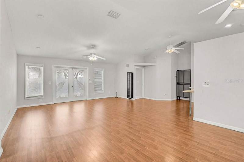 4 bedroom Single Family Residence at 4240 Malickson Drive, Kingsfield Ph V, Parrish — photo 3