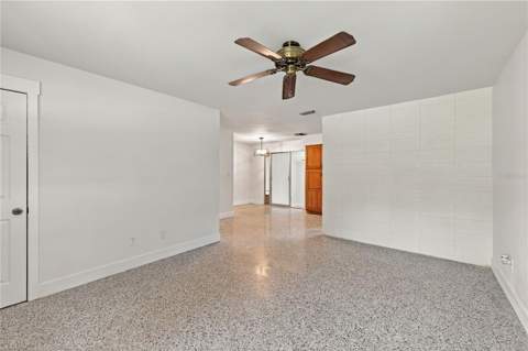 107 Oak Street, Altamonte Springs FL - photo 7 of 40