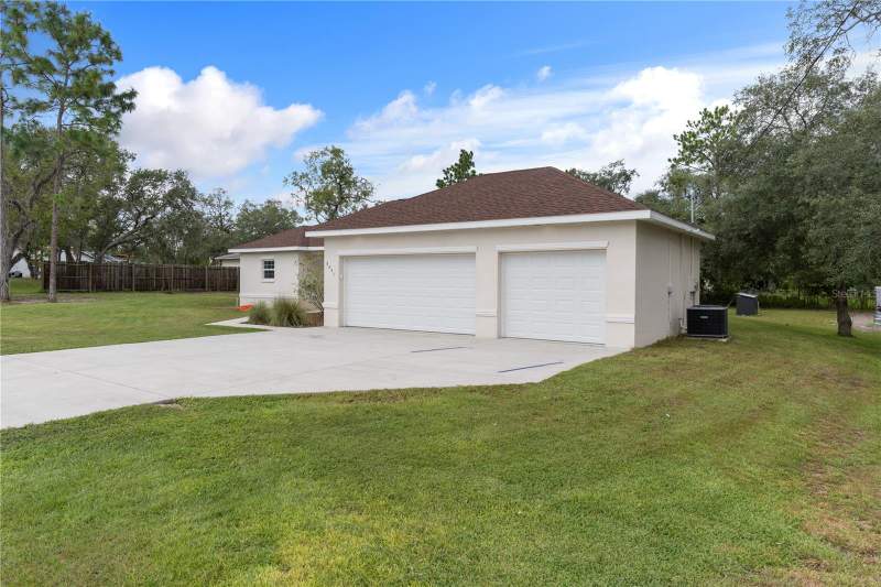 3 bedroom Single Family Residence at 8451 Nuzum Road, Royal Highlands, Weeki Wachee — photo 2