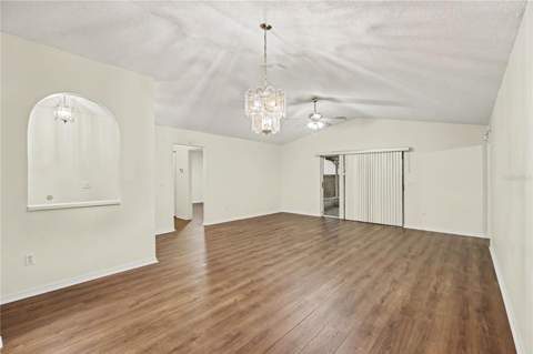 1025 Malletwood Drive, Brandon FL - photo 6 of 6