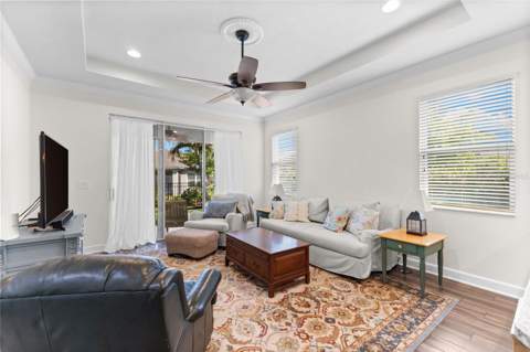 6918 Makers Way, Apollo Beach FL - photo 15 of 33