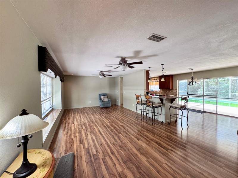 3 bedroom Single Family Residence at 22215 Oneida Avenue, Port Charlotte Sec 013, Port Charlotte — photo 3