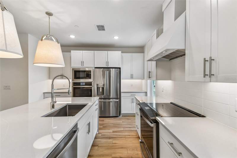 4 bedroom Townhouse at 202 PASQUALA, TOWNES AT NORTHLAKE, OVIEDO — photo 4