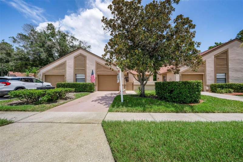 2 bedroom Villa at 3477 Hillmoor Drive, Brookhaven, Palm Harbor — photo 2