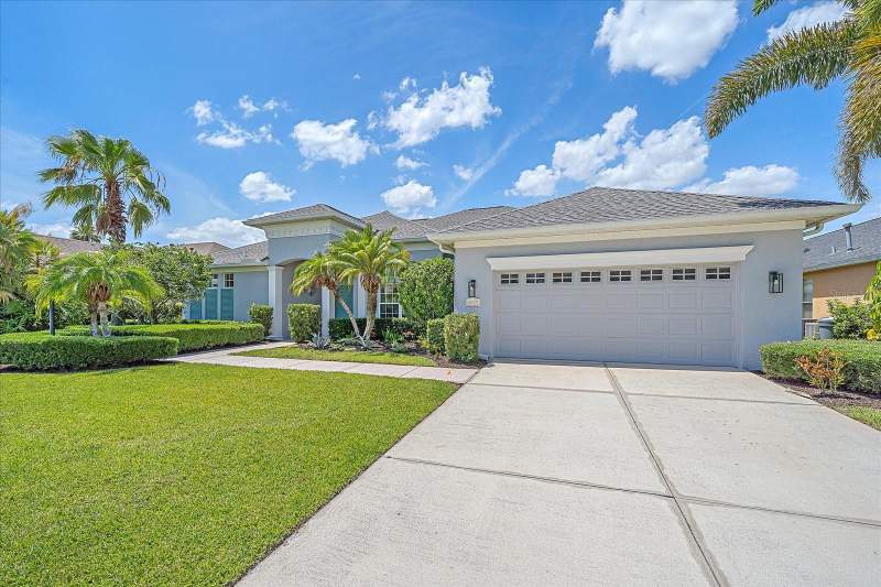 4 bedroom Single Family Residence at 8015 Spring Marsh Drive, University Place, Bradenton — photo 2