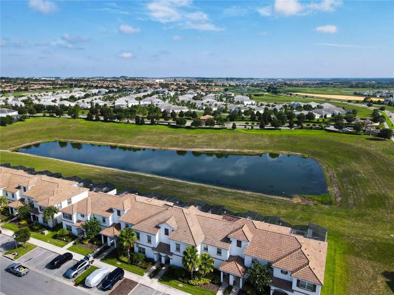 4 bedroom Townhouse at 8971 STINGER DRIVE, CHAMPIONSGATE 24 TH, DAVENPORT — photo 3