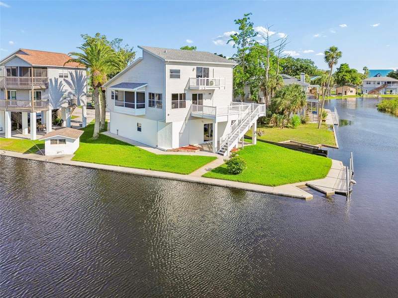 2 bedroom Single Family Residence at 5247 Tropical Point, Weeki Wachee Gardens Add, Weeki Wachee — photo 4