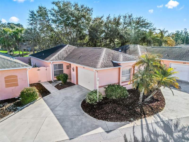 2 bedroom Villa at 621 Enconto Street, The Villages, The Villages — photo 5