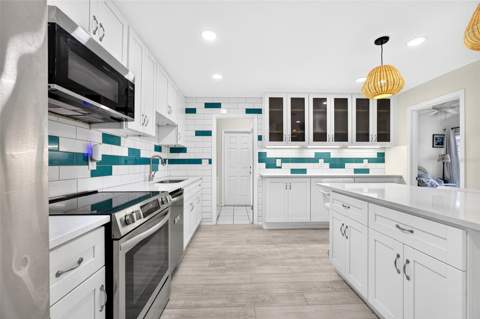 3349 Rock Creek Drive, Port Charlotte FL - photo 13 of 48