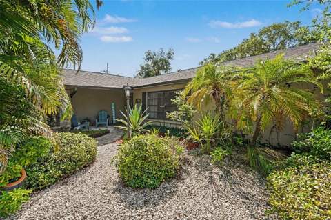 508 White Oak Drive, Tarpon Springs FL - photo 11 of 45