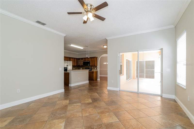 4 bedroom Single Family Residence at 204 Taranto Way, Poinciana Village 01 Neighborhood 02, Kissimmee — photo 4
