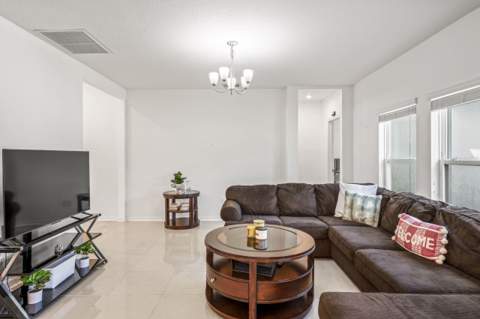 571 Old Windsor Way, Spring Hill FL - photo 14 of 61