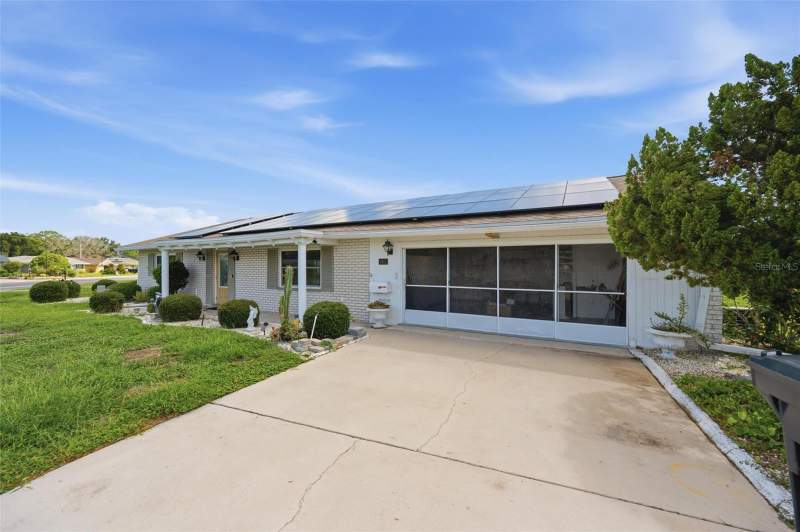 1811 MILFORD CIRCLE home for sale in Del Webbs Sun City Florida