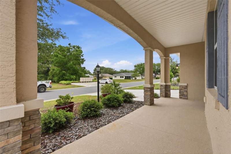 3 bedroom Single Family Residence at 9958 SW 97th Lane, Crescent Rdg Ph IV, Ocala — photo 2