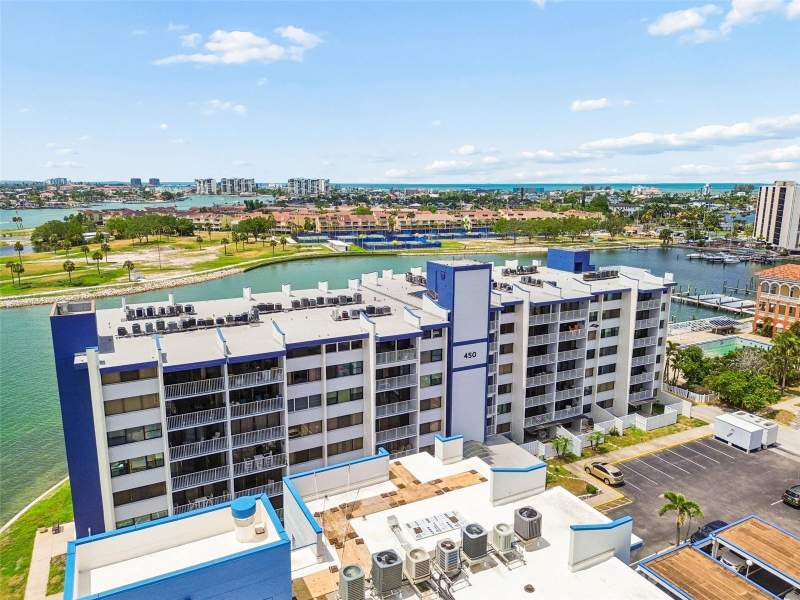 450 TREASURE ISLAND CAUSEWAY #106 home for sale in Treasure Island Tennis & Yacht Club