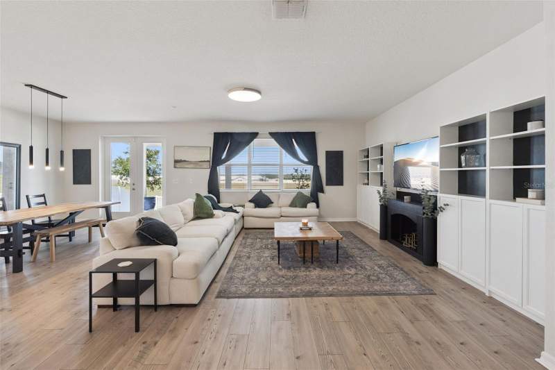 4 bedroom Single Family Residence at 2429 Begonia Street, The Gardens At Lake Jackson Ridge Phase 6, Mascotte — photo 4