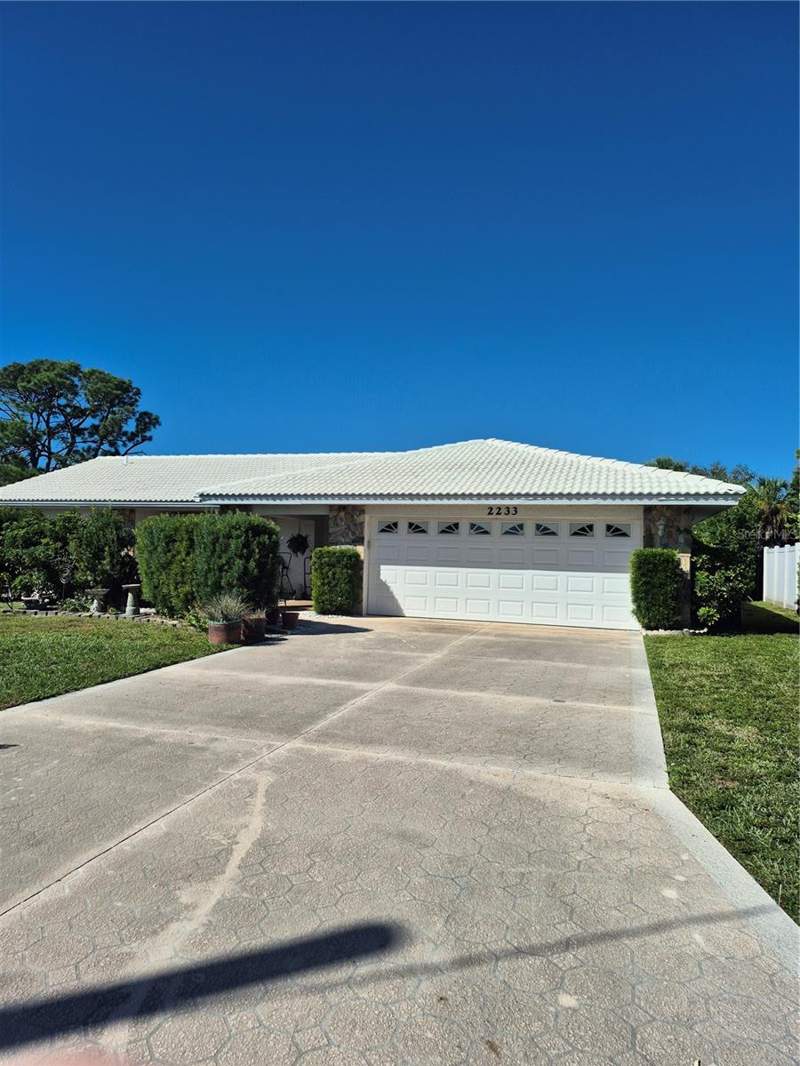 3 bedroom Single Family Residence at 2233 Lakewood Terrace, Sorrento East, Nokomis — photo 2