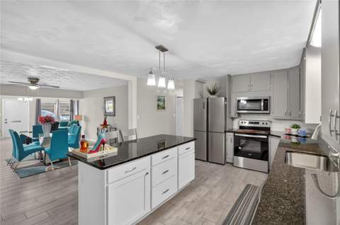 1075 8th Street, Winter Haven FL - photo 6 of 51