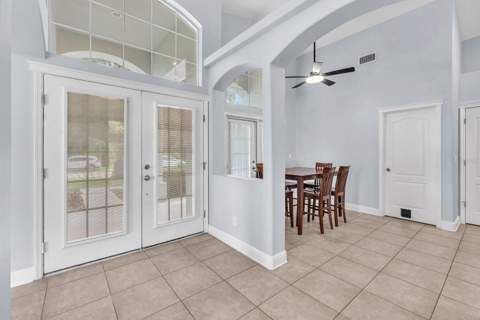 16405 Bridgewalk Drive, Lithia FL - photo 8 of 34