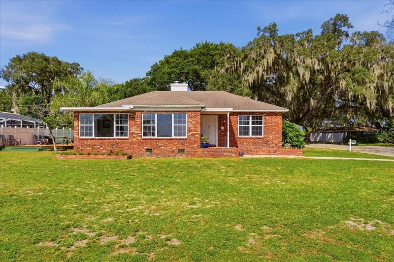 3 bedroom Single Family Residence at 1501 N Lake Howard Drive, Interlaken Add, Winter Haven — photo 3