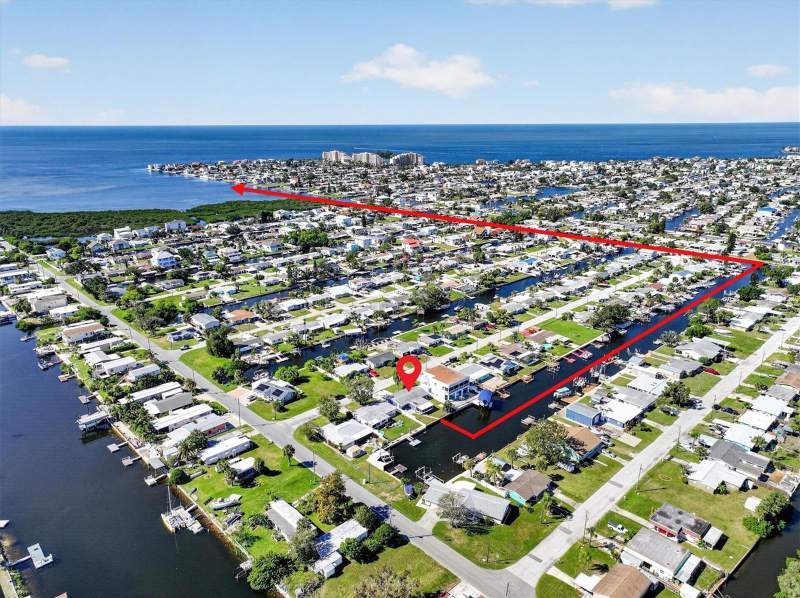 2 bedroom Single Family Residence at 13232 Neptune Drive, Pleasure Isles, Hudson — photo 3