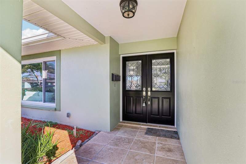 3 bedroom Single Family Residence at 6251 18th Street, Tanglewood Sub, St Petersburg — photo 4