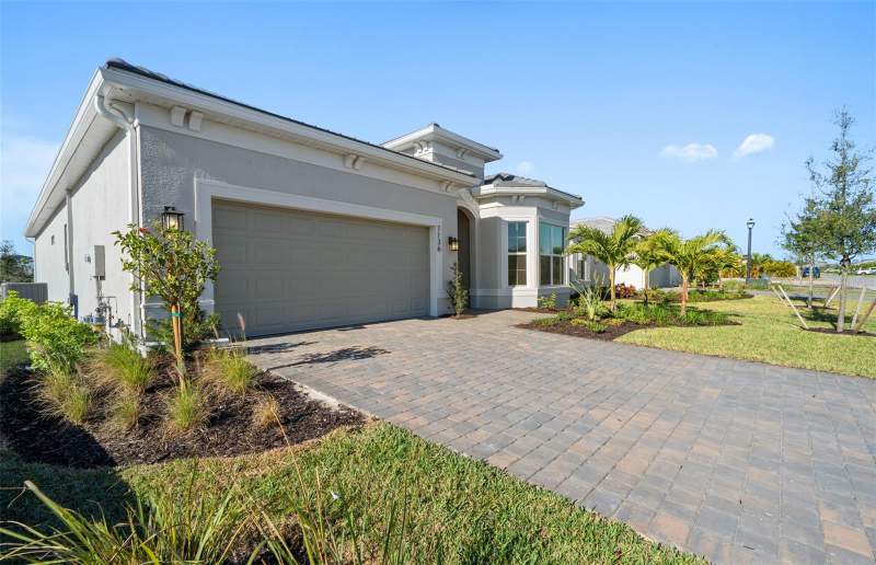2 bedroom Single Family Residence at 7621 Fulham Avenue, Seaflower Ph I Subph Ia And Ib-1 Pb82/60, Bradenton — photo 3