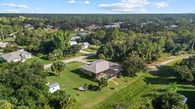3 bedroom Single Family Residence at 4241 Chamrade Road, Port Charlotte Sub 22, North Port — photo 2