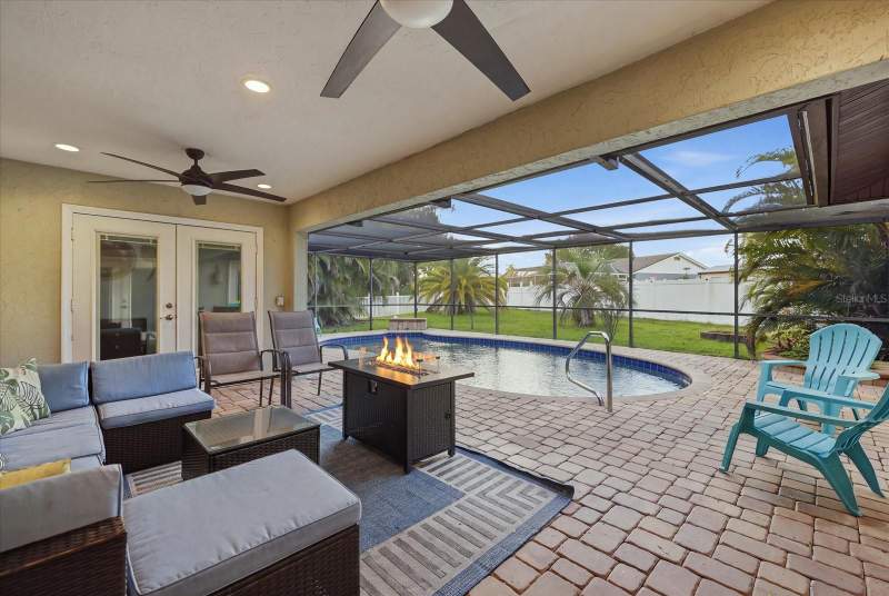 3 bedroom Single Family Residence at 926 Plum Tree Lane, Woods Of Whitfield Units 8 & 9, Sarasota — photo 2